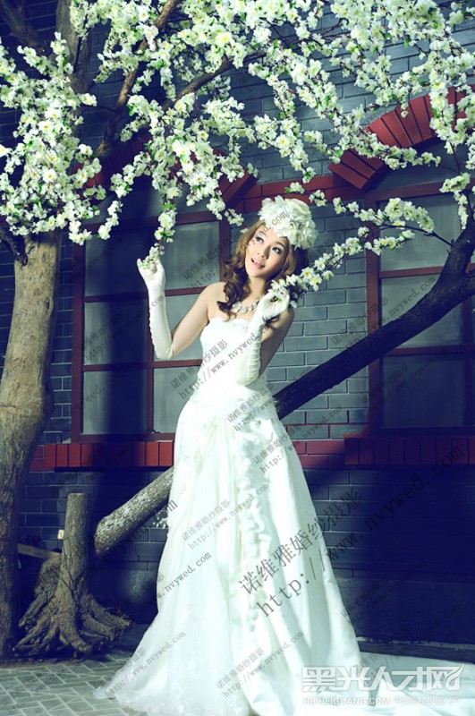 上海诺唯雅婚纱摄影企业相册